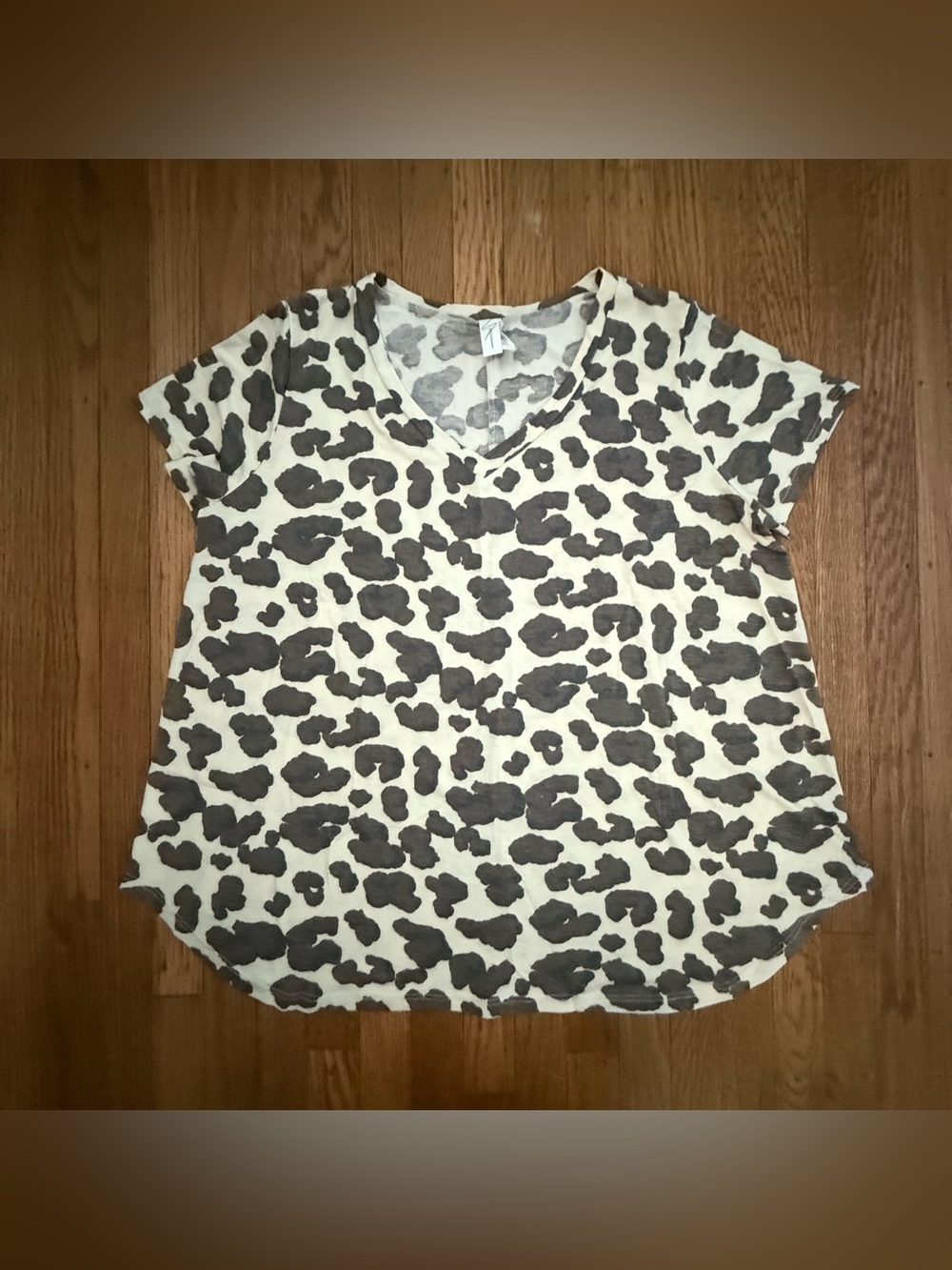 Sew in Love Brown & Cream Leopard Women’s size X-LARGE